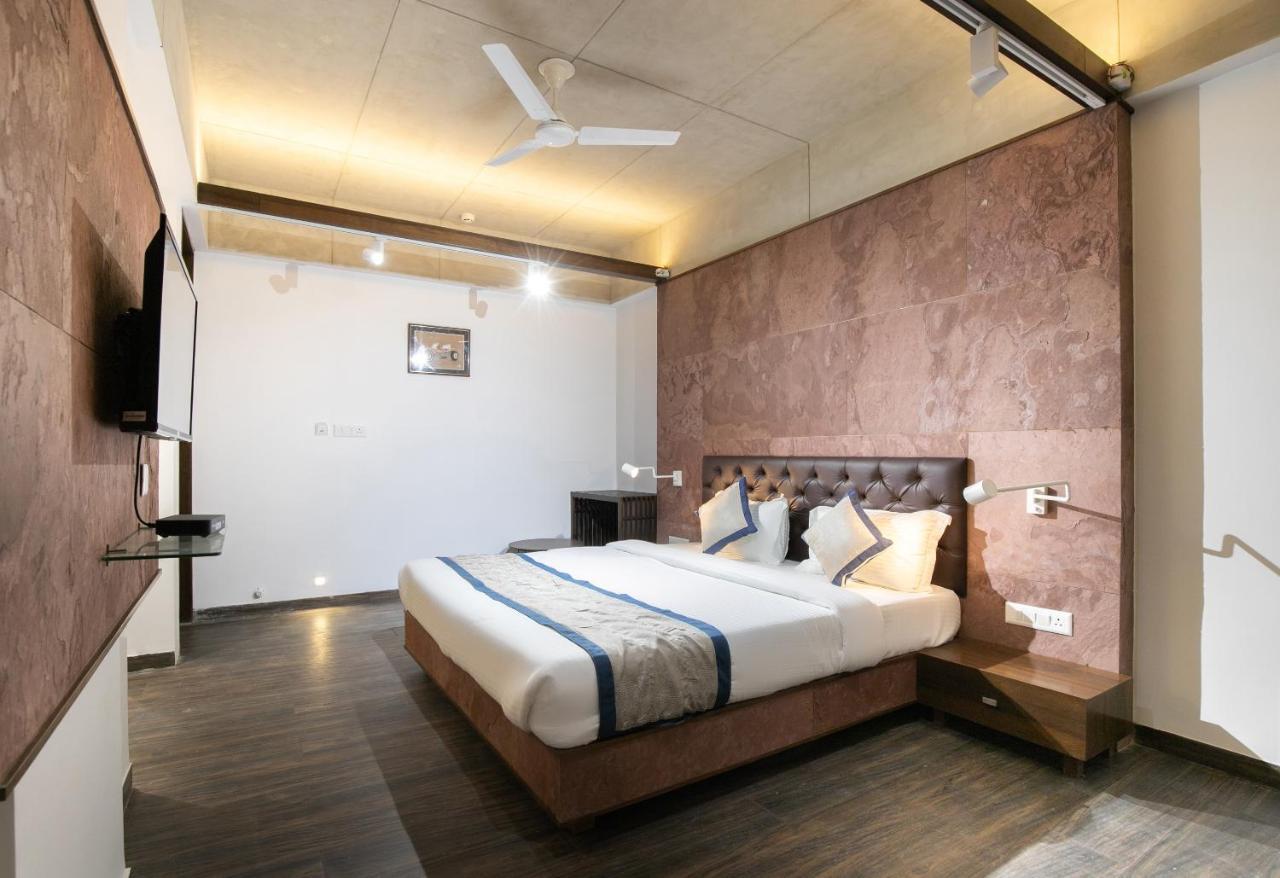 Palette - Hotel Welcome Kadi Eksteriør bilde